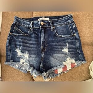 Kancan mid rise distressed shorts🇺🇸